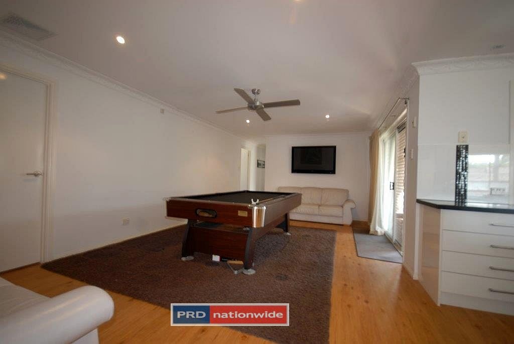 26 Newport Drive ROBINA 5