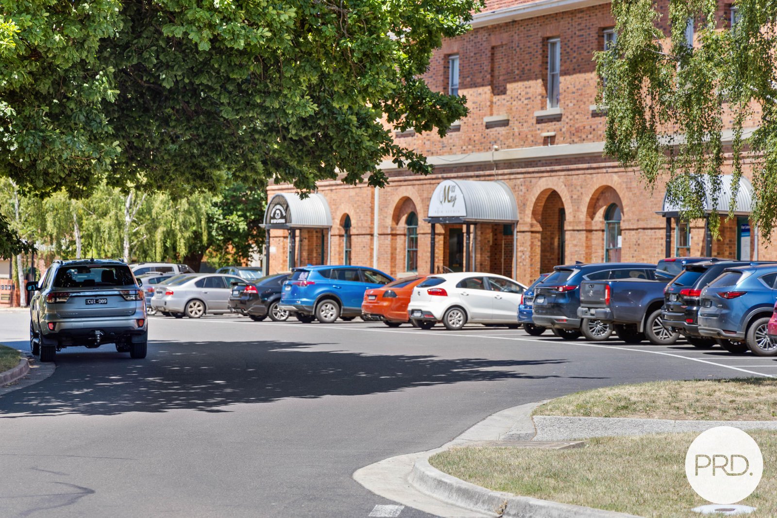 26 Norfolk Avenue LAKE GARDENS 14