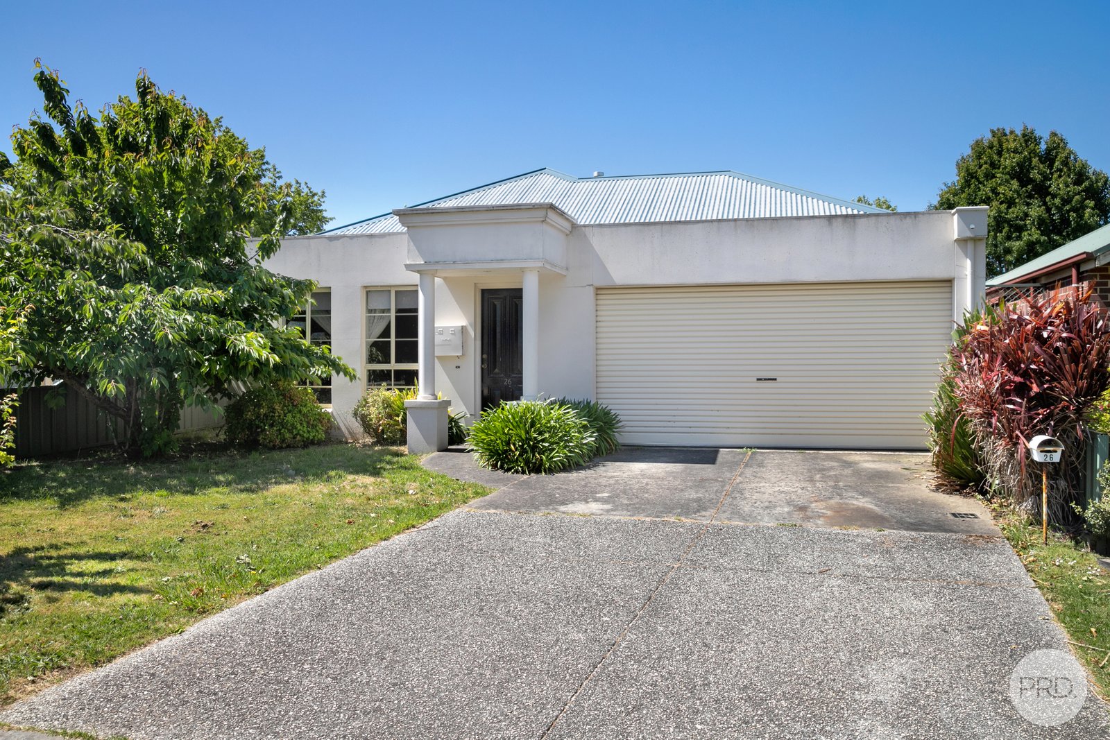 26 Norfolk Avenue LAKE GARDENS 1
