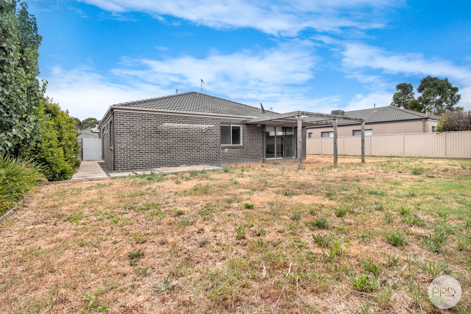 26 Normlyttle Parade MINERS REST 10