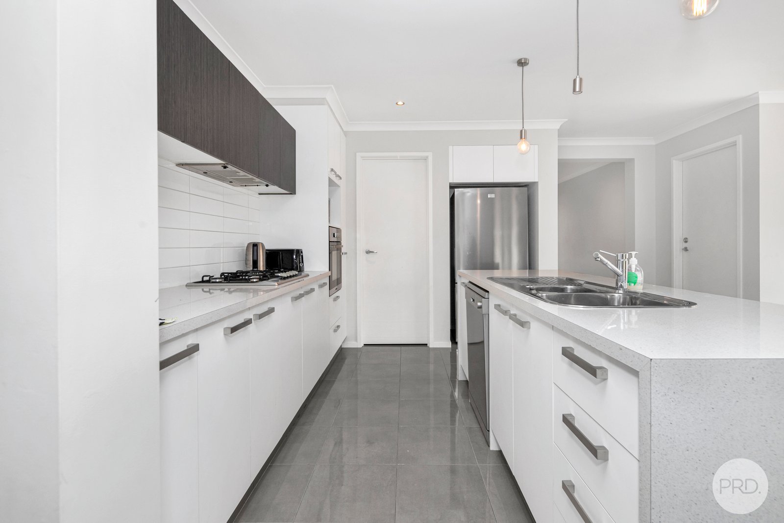 26 Normlyttle Parade MINERS REST 14