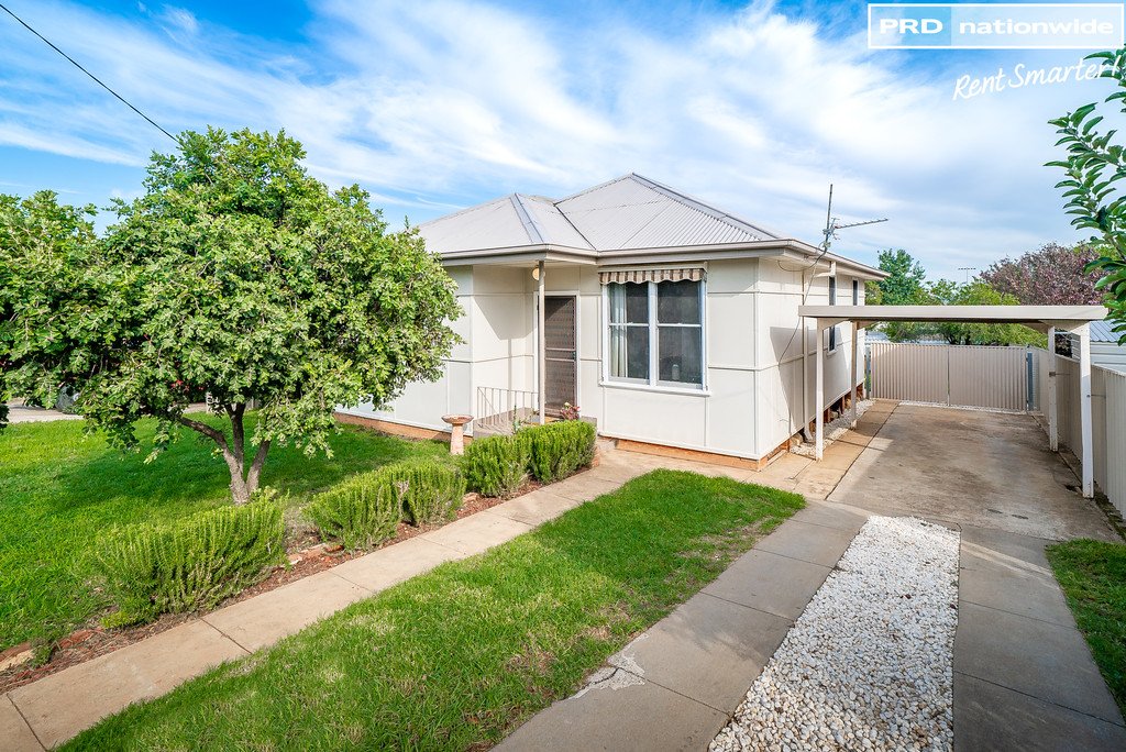 26 Northcott Parade MOUNT AUSTIN 1
