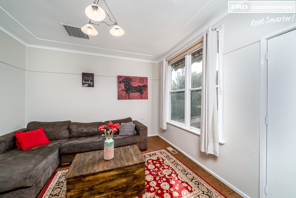 26 Northcott Parade MOUNT AUSTIN 3