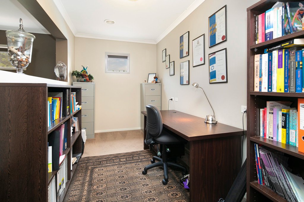 26 Oakbank Drive MOUNT HELEN 8