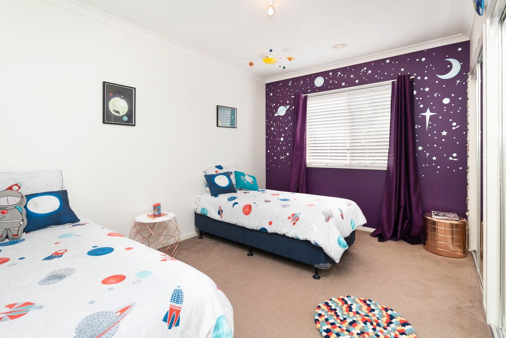 26 Oakbank Drive MOUNT HELEN 10