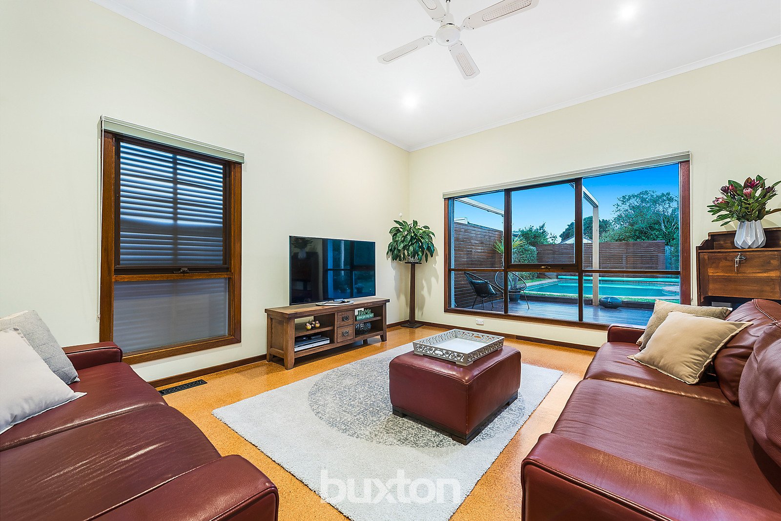 Gallery: 26 Oakdene Crescent