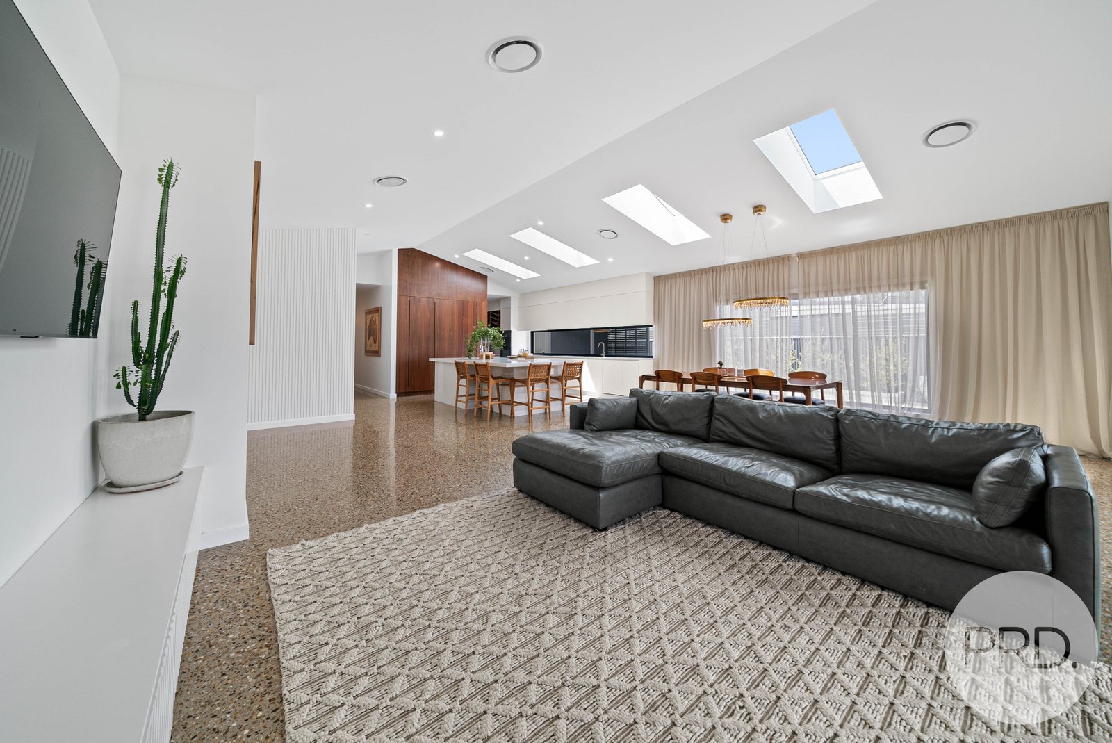 26 O'Connor Street URANQUINTY 8