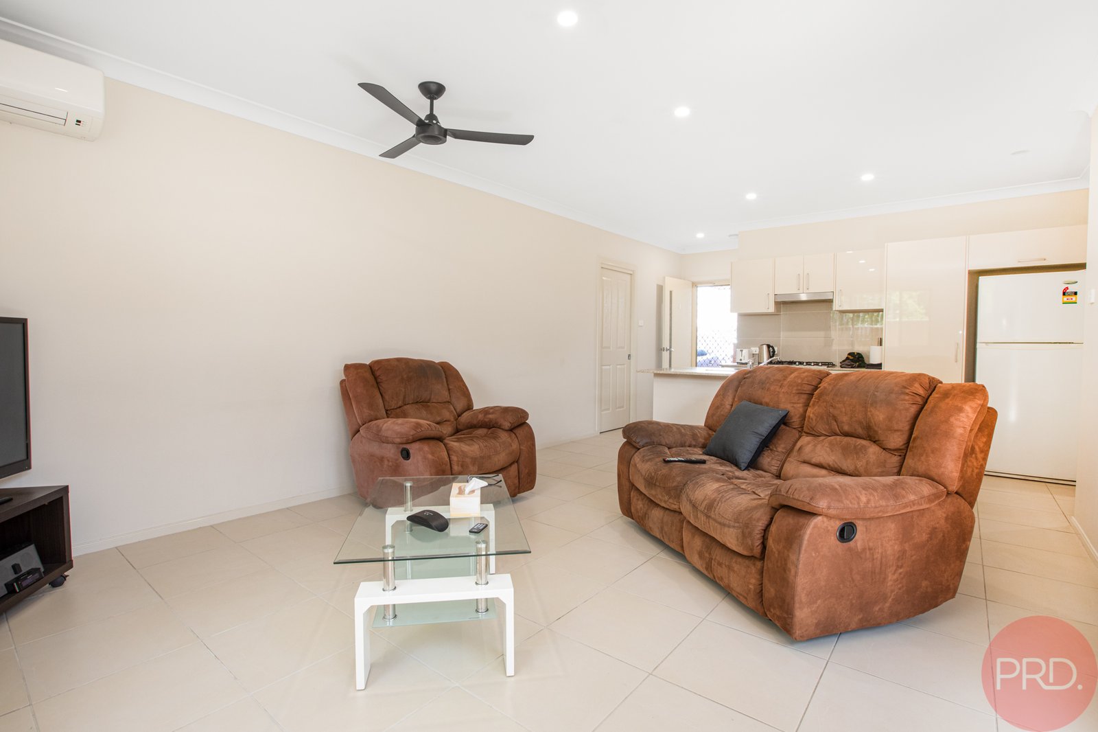 2/6 Ogilvie Street BERESFIELD 3