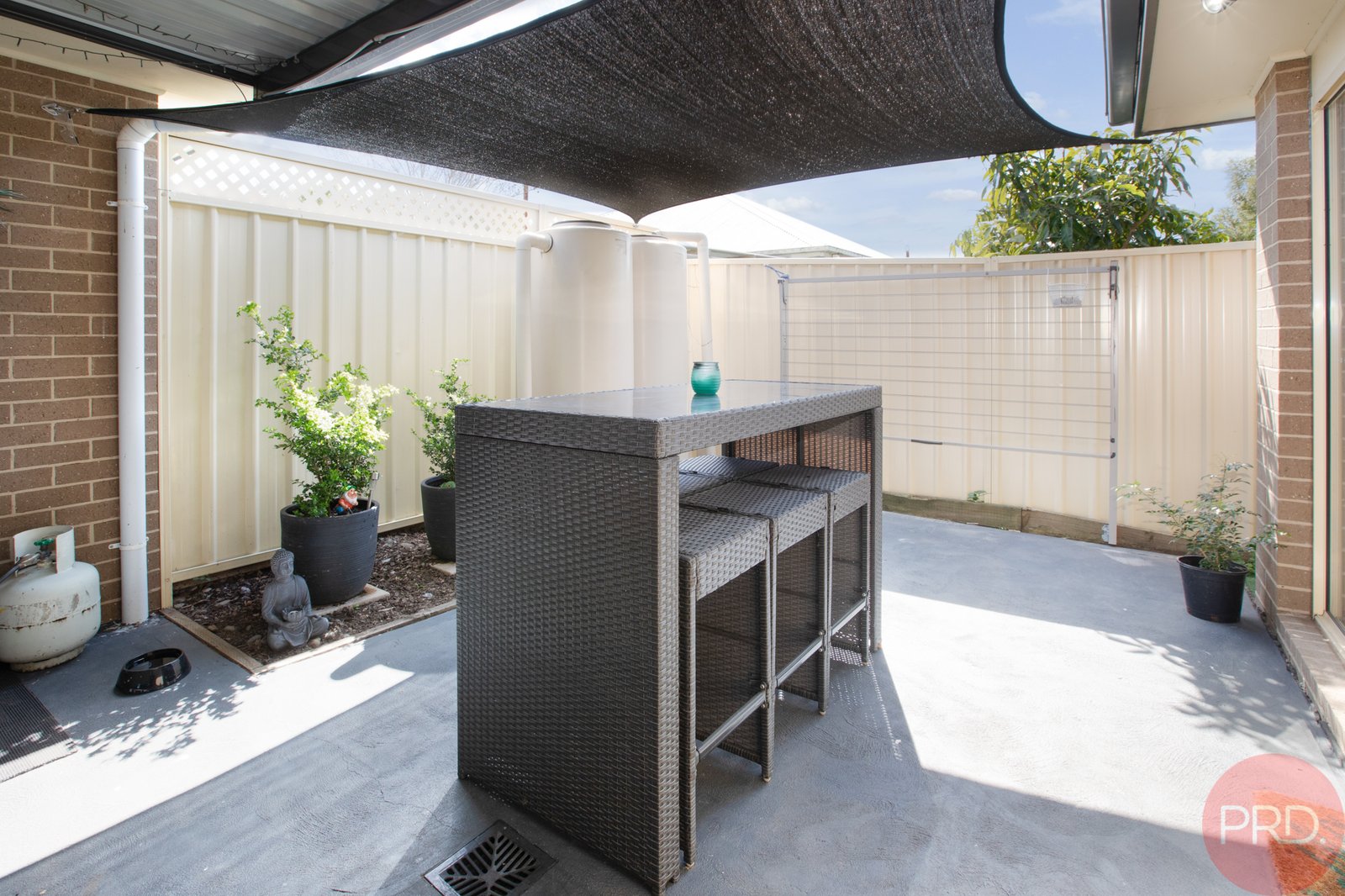 2/6 Ogilvie Street BERESFIELD 9