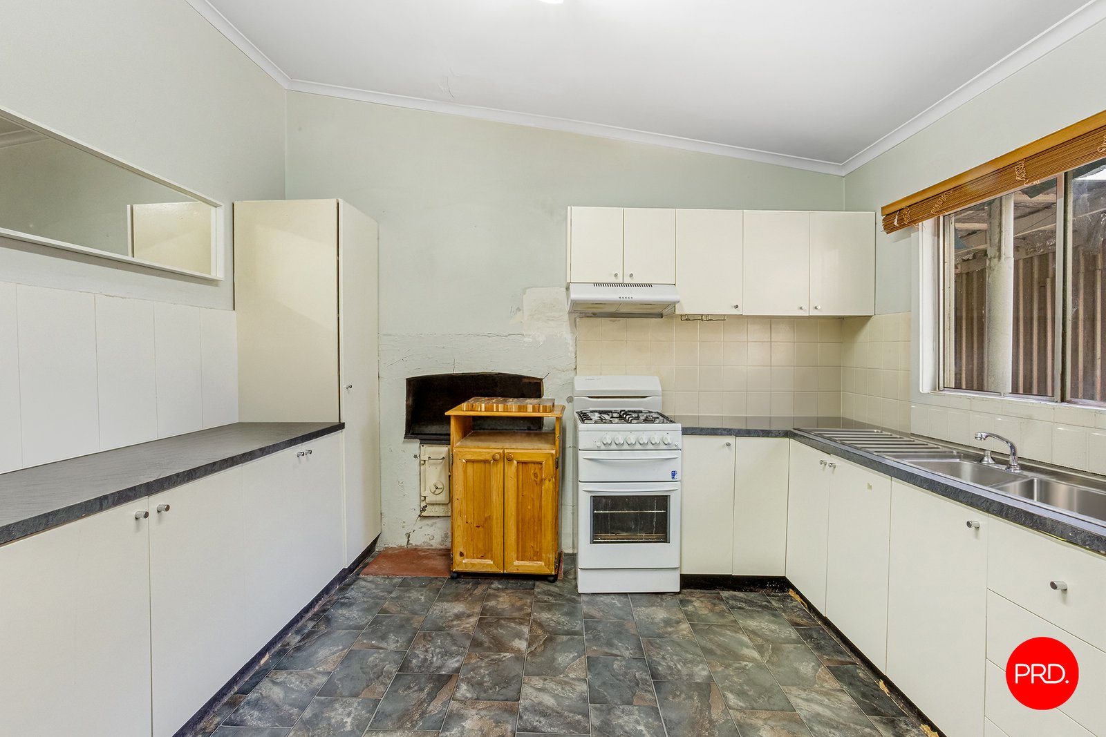 26 Ophir Street GOLDEN SQUARE 6