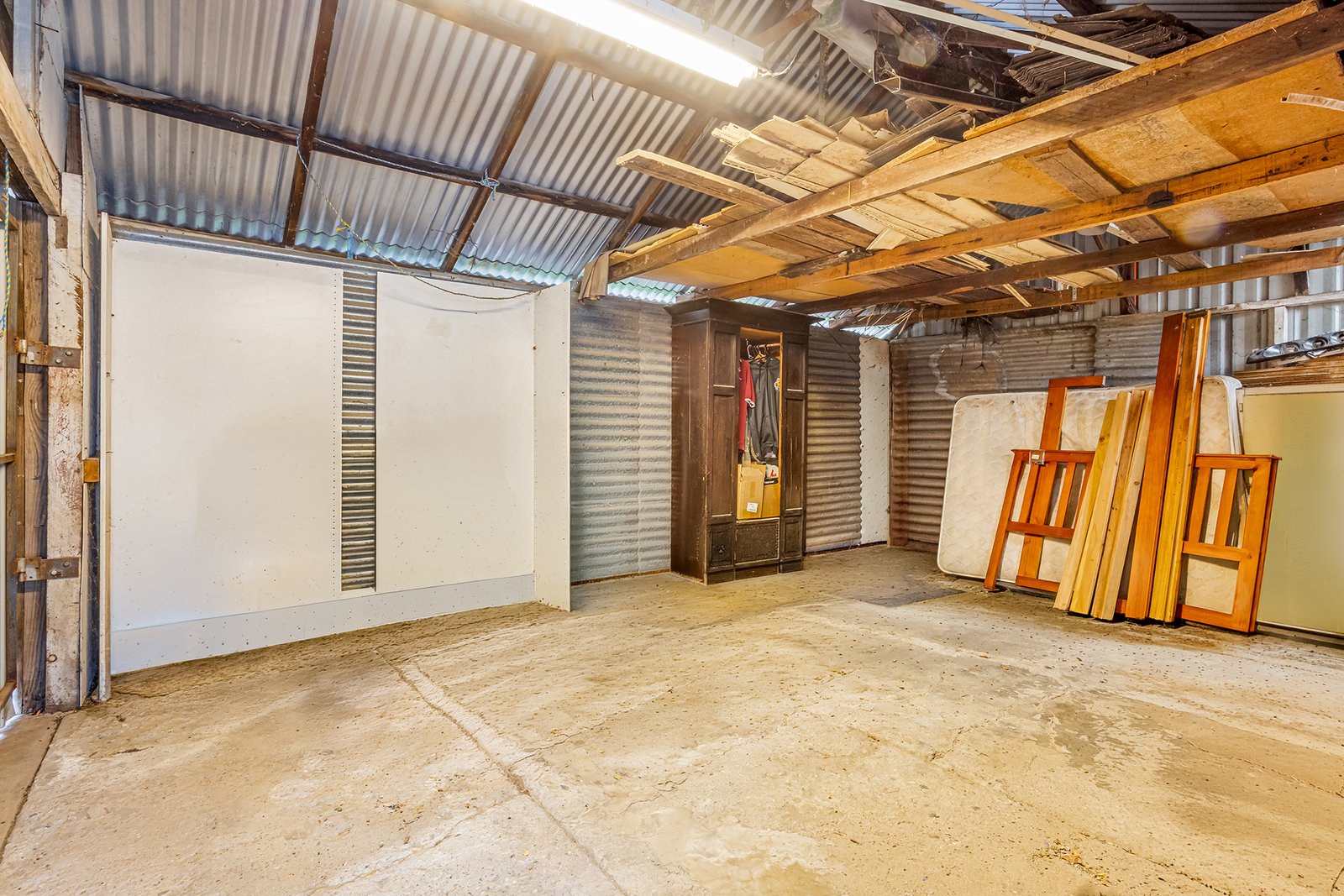 26 Ophir Street GOLDEN SQUARE 14