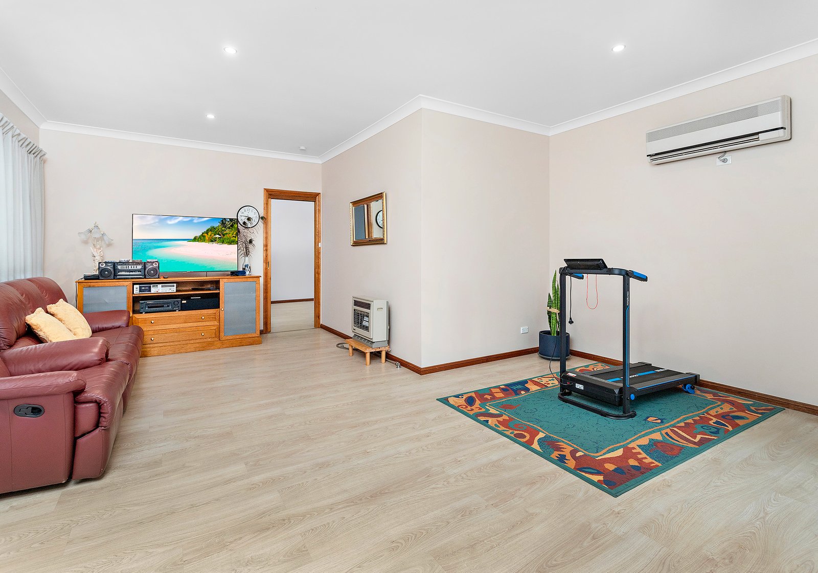 26 Oxford Road DAPTO 4