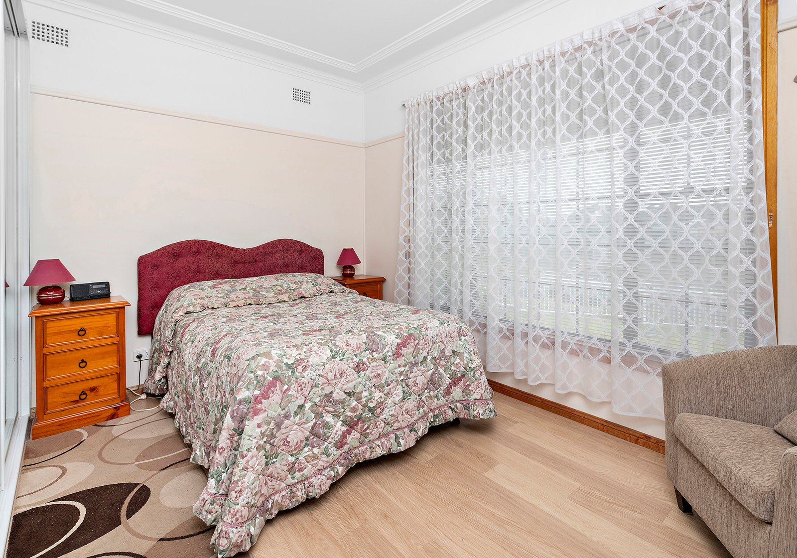 26 Oxford Road DAPTO 5
