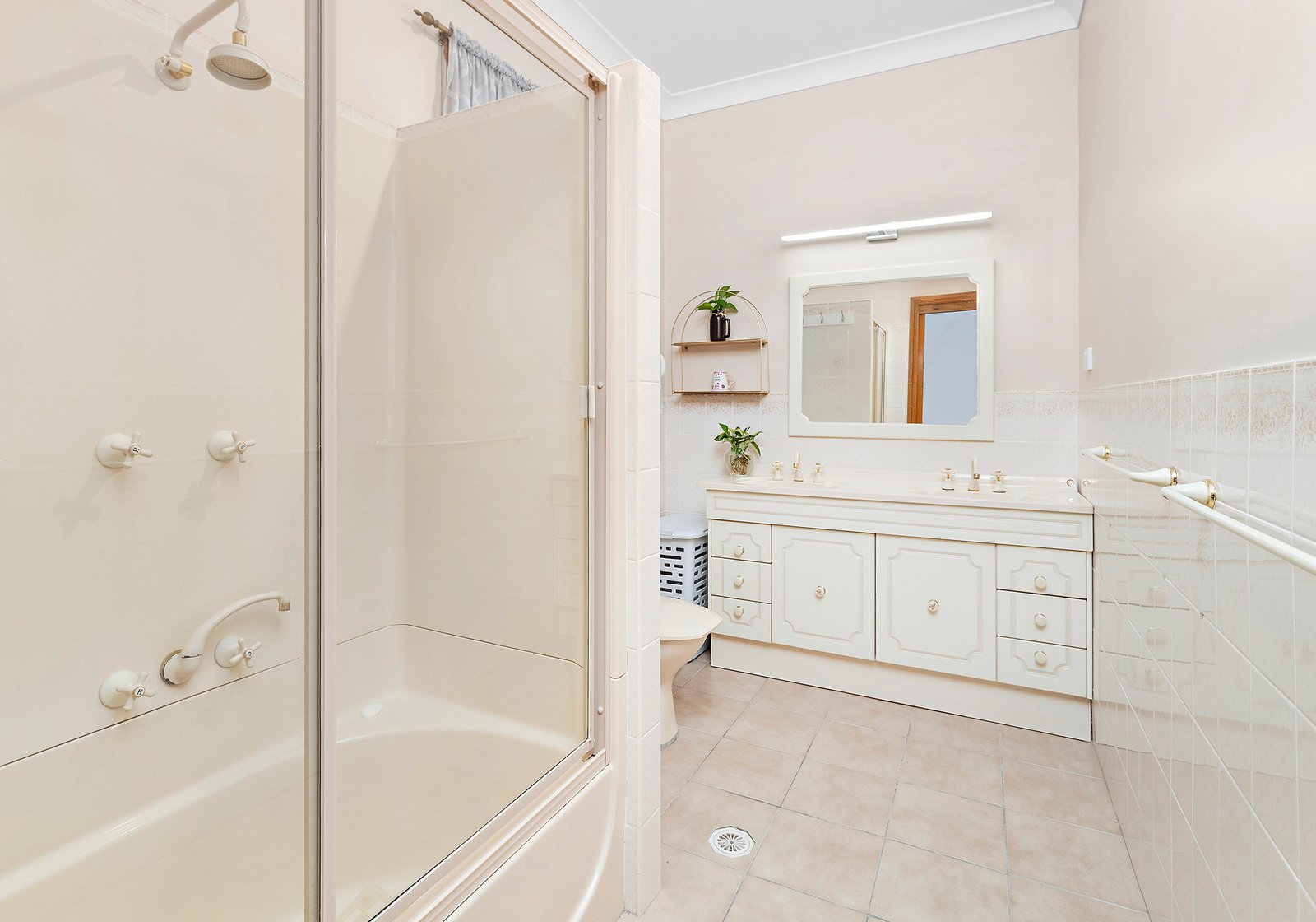 26 Oxford Road DAPTO 6