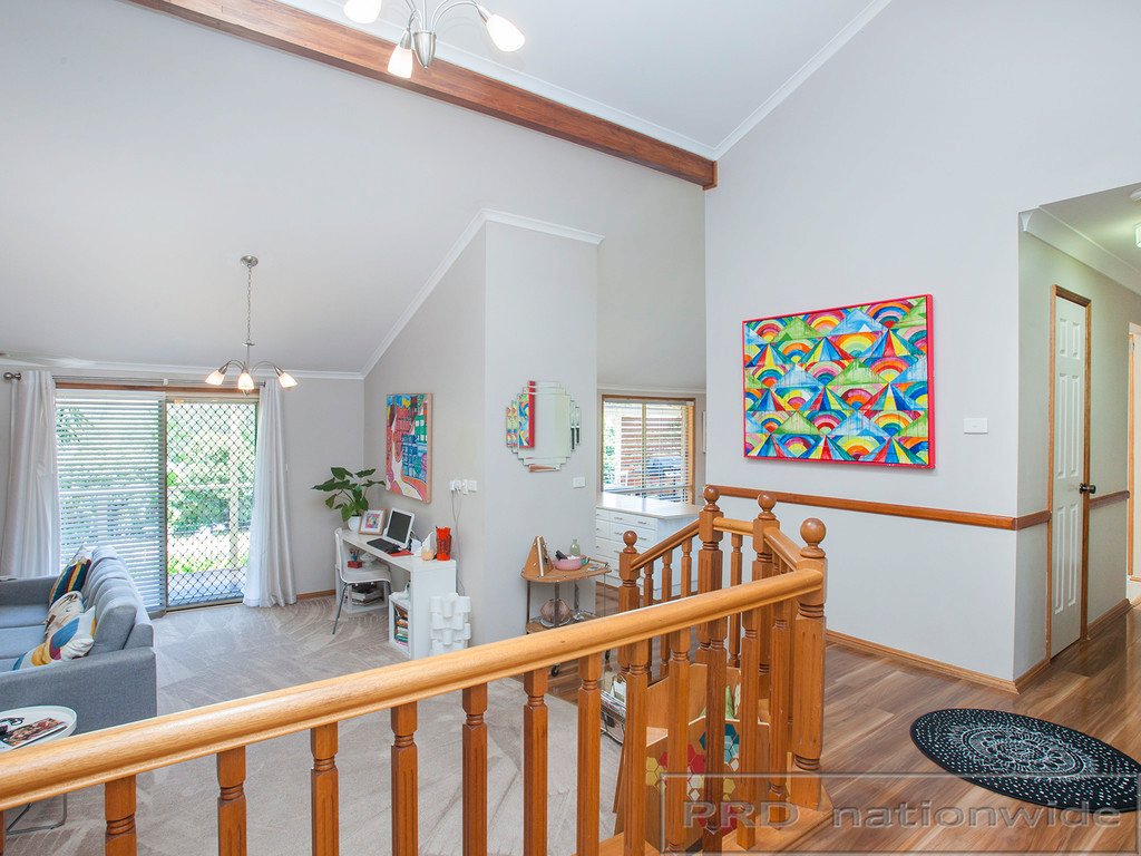 26 Pacific Cresent  ASHTONFIELD 2