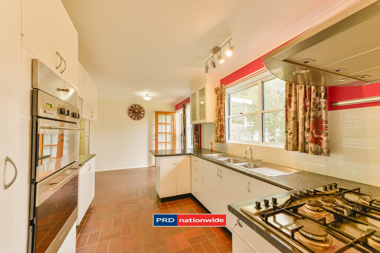 26 Panorama Road TAMWORTH 3