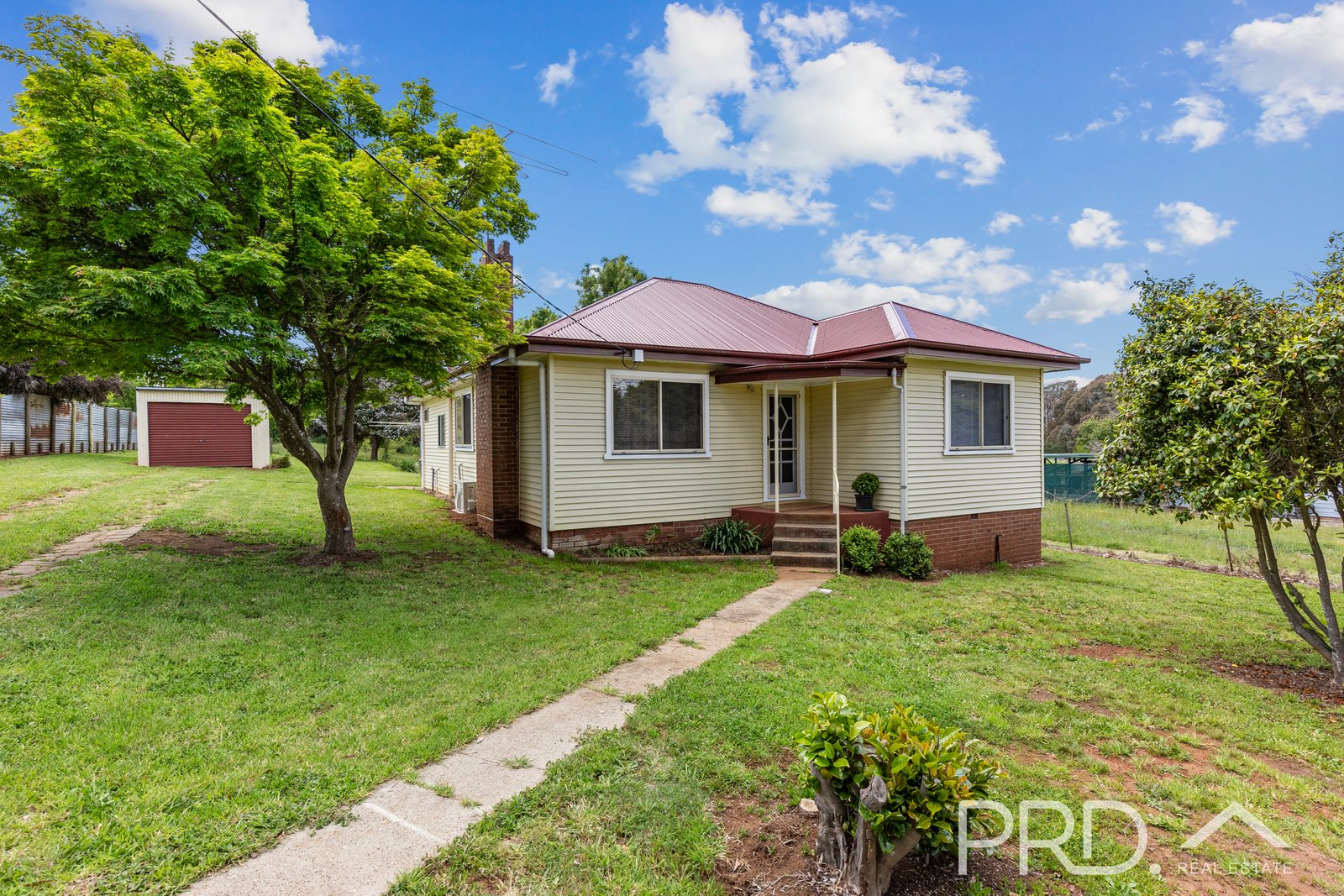 26 Park Avenue, BATLOW NSW 2730