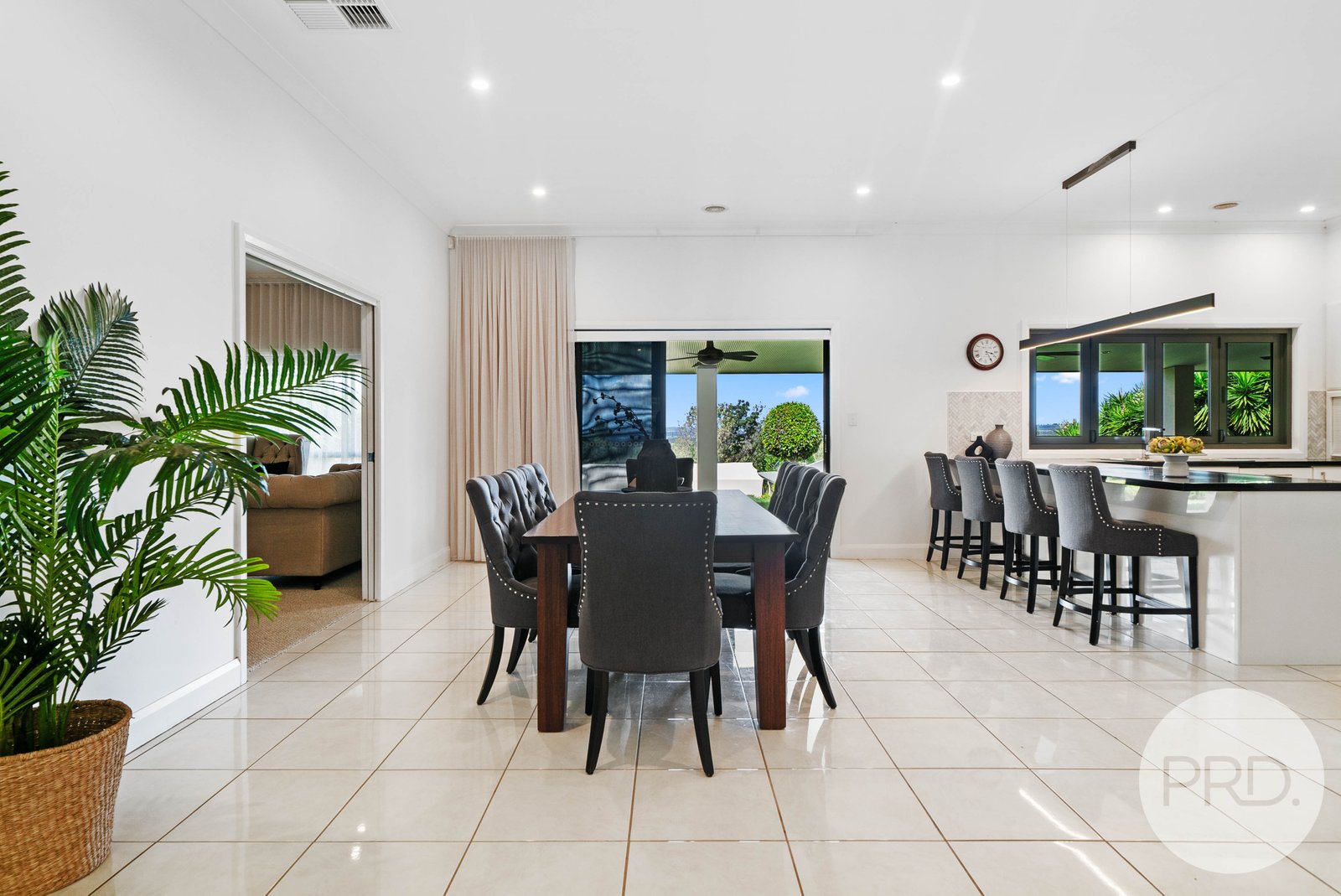 26 Peppermint Drive SPRINGVALE 8