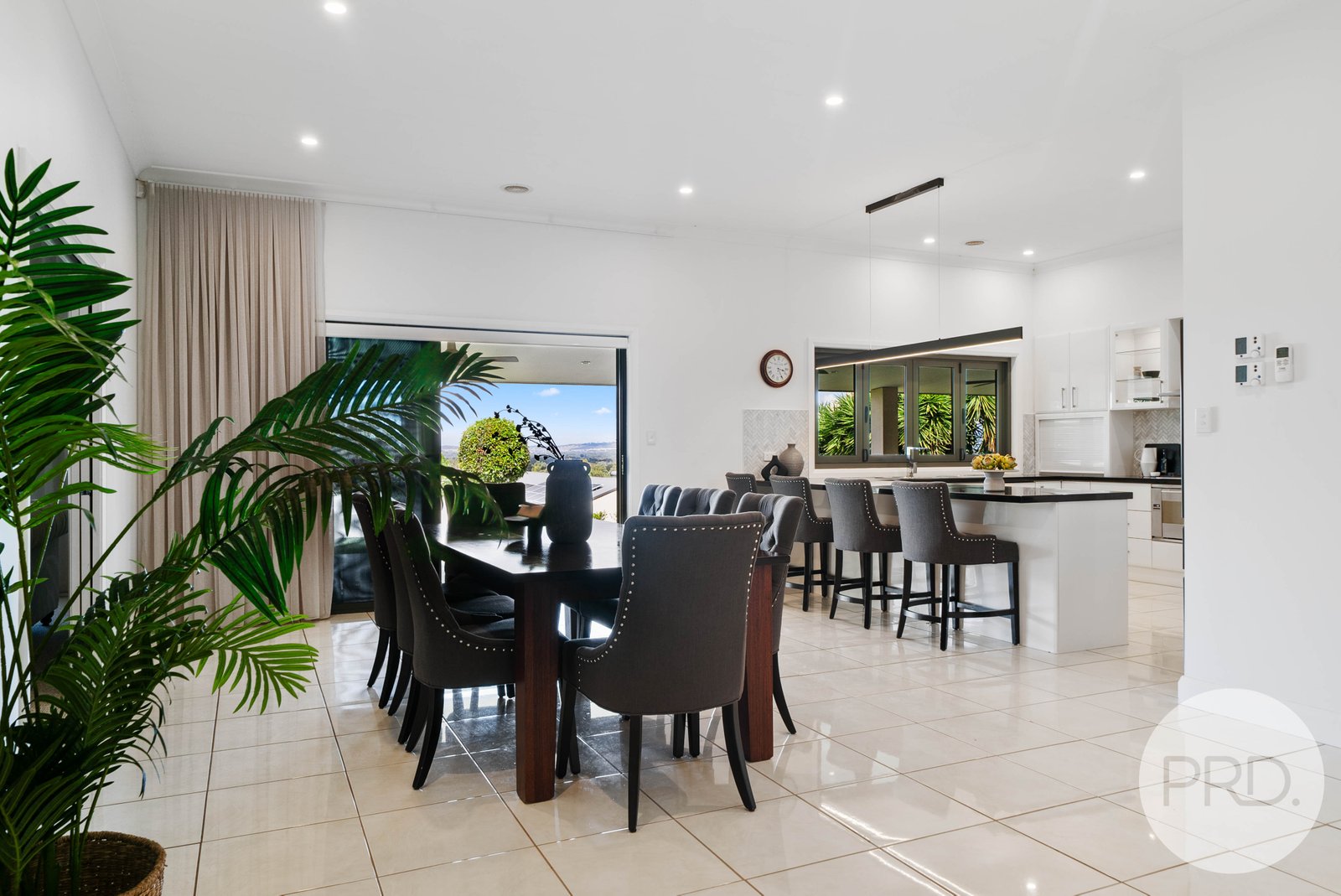 26 Peppermint Drive SPRINGVALE 9