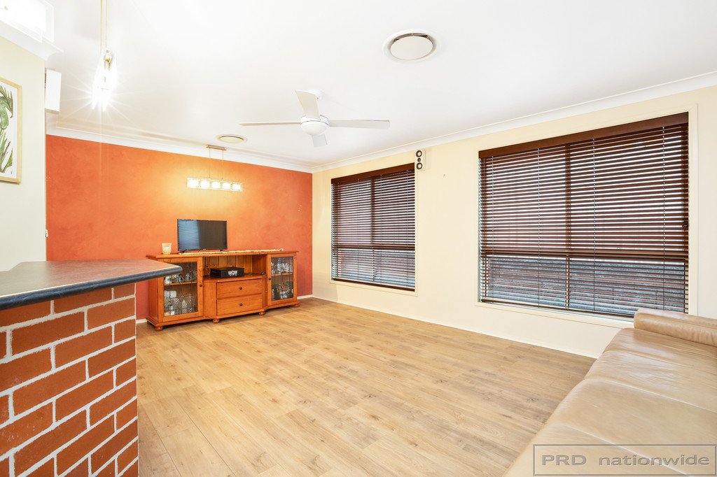 26 Peppertree Circuit ABERGLASSLYN 9