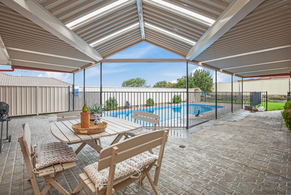 26 Peppertree Circuit ABERGLASSLYN 20
