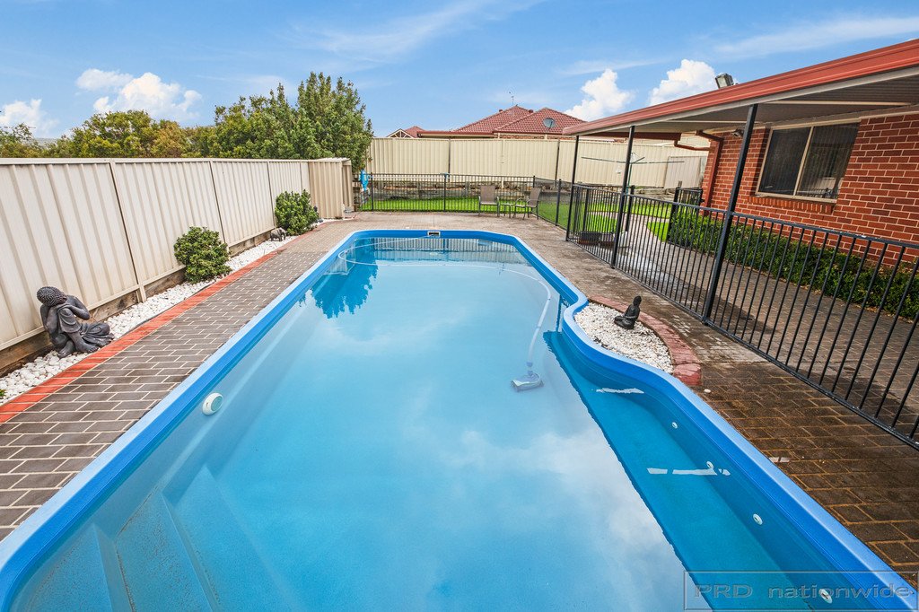 26 Peppertree Circuit ABERGLASSLYN 23