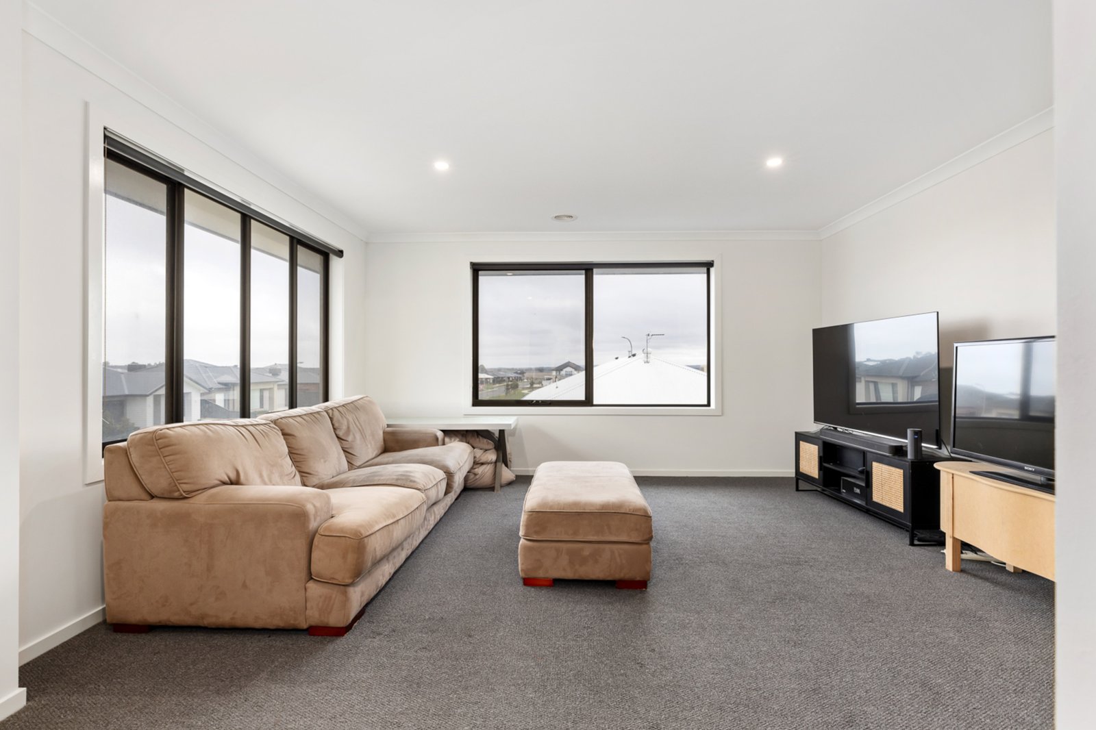 Gallery: 26 Pernonie Street