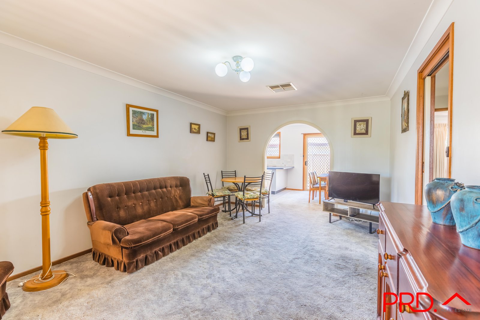 2/6 Phillip Street TAMWORTH 4