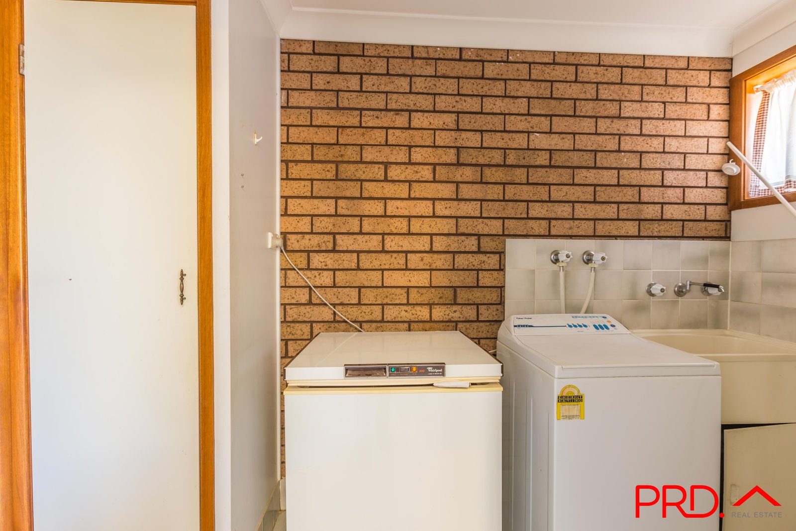 2/6 Phillip Street TAMWORTH 8