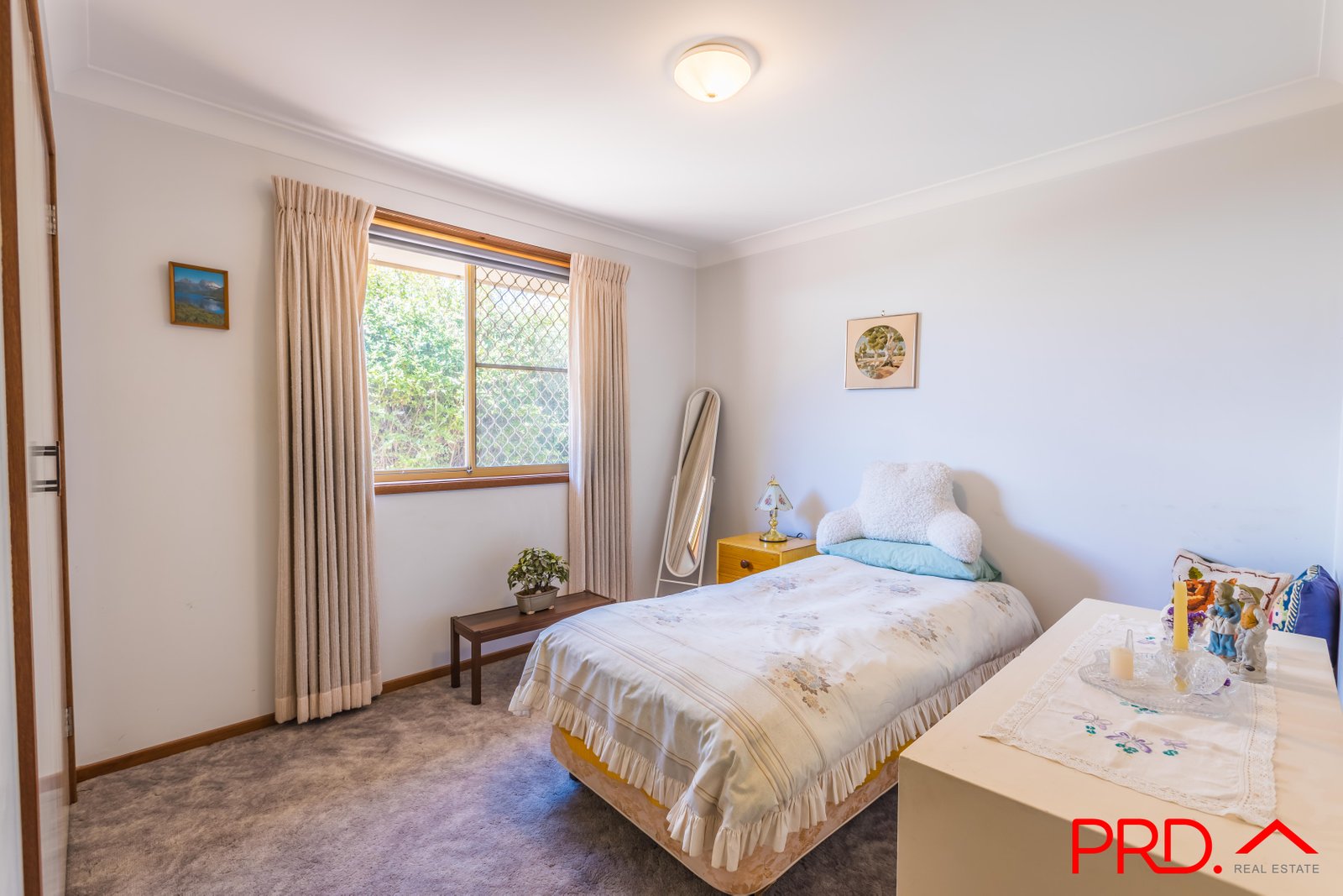 2/6 Phillip Street TAMWORTH 12