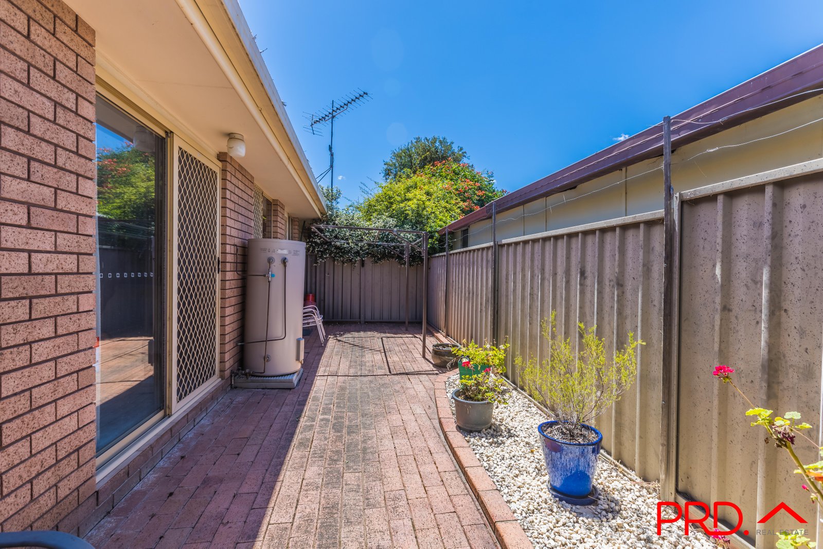 2/6 Phillip Street TAMWORTH 13