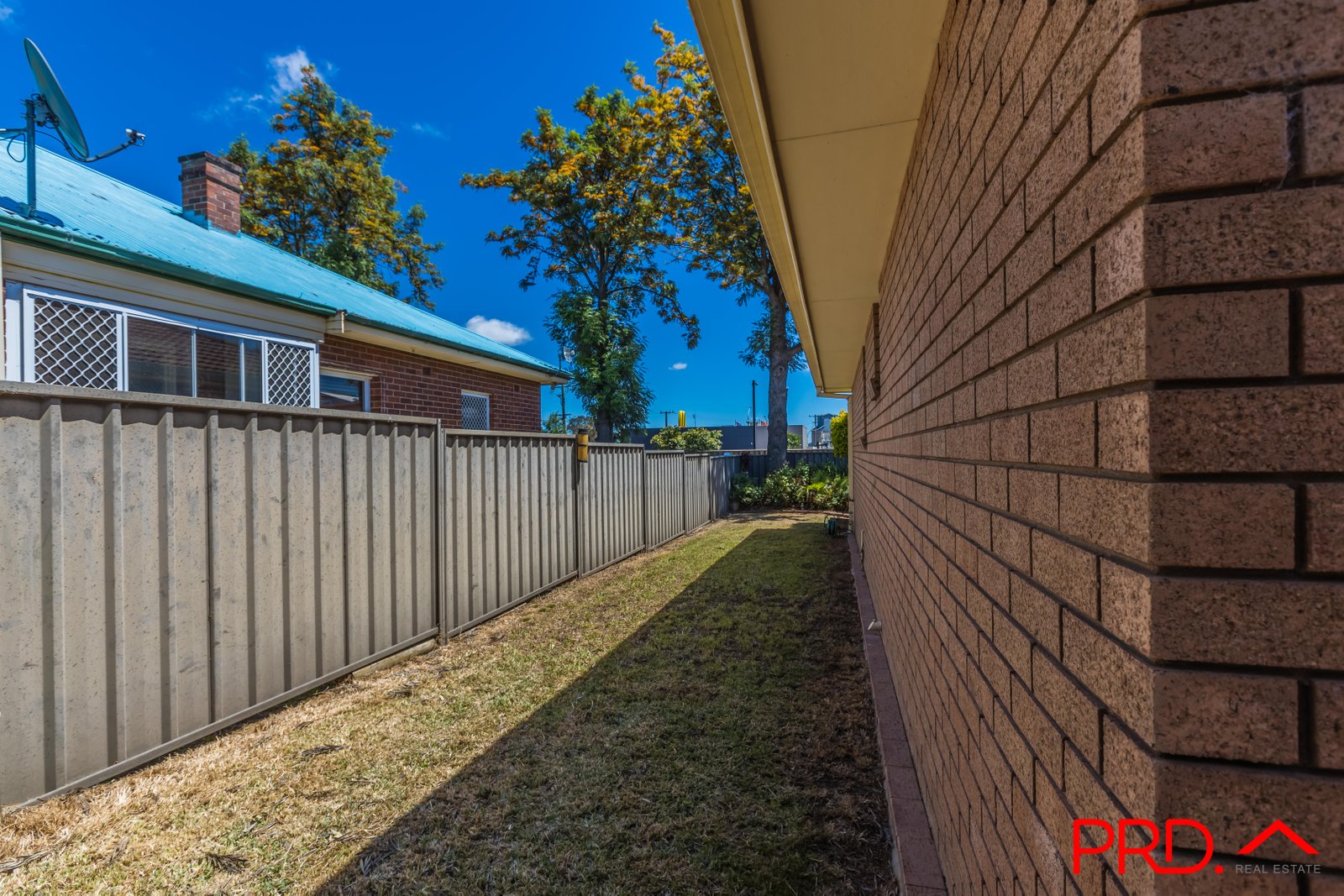 2/6 Phillip Street TAMWORTH 14