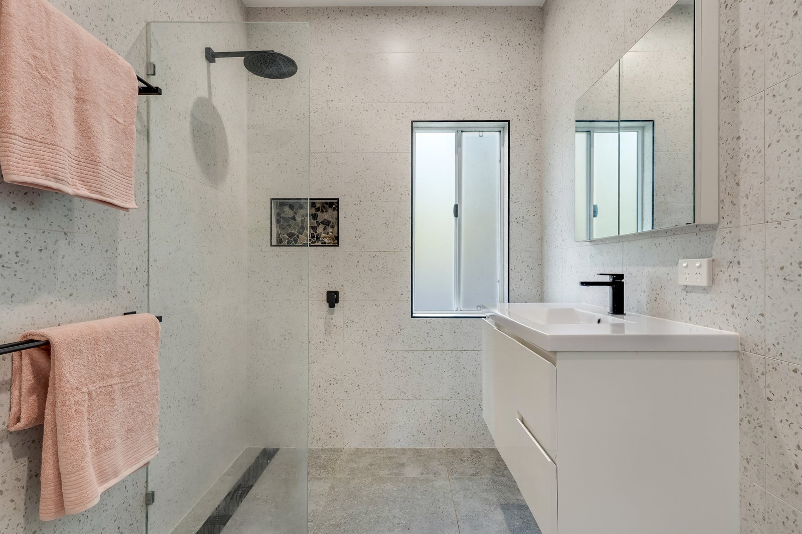 26 Pleasant Street GOONELLABAH 15