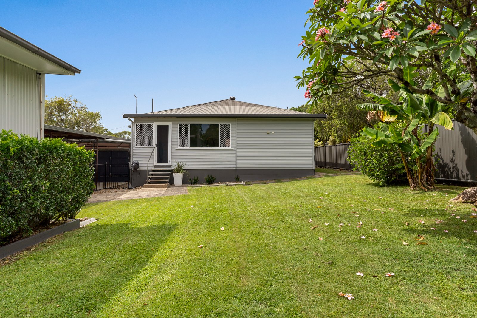 26 Pleasant Street GOONELLABAH 19