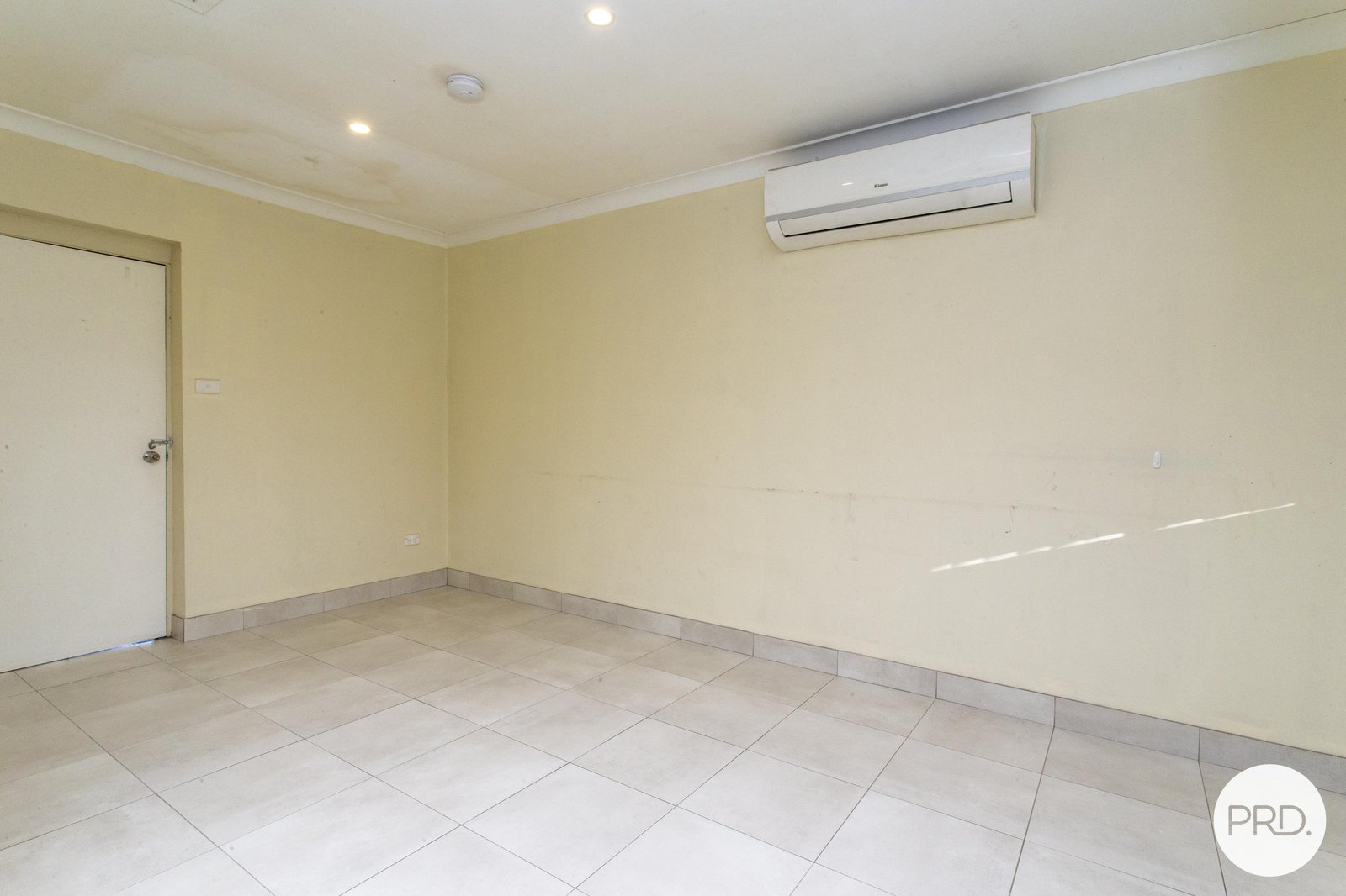 26 Primrose Circuit CLAREMONT MEADOWS 9