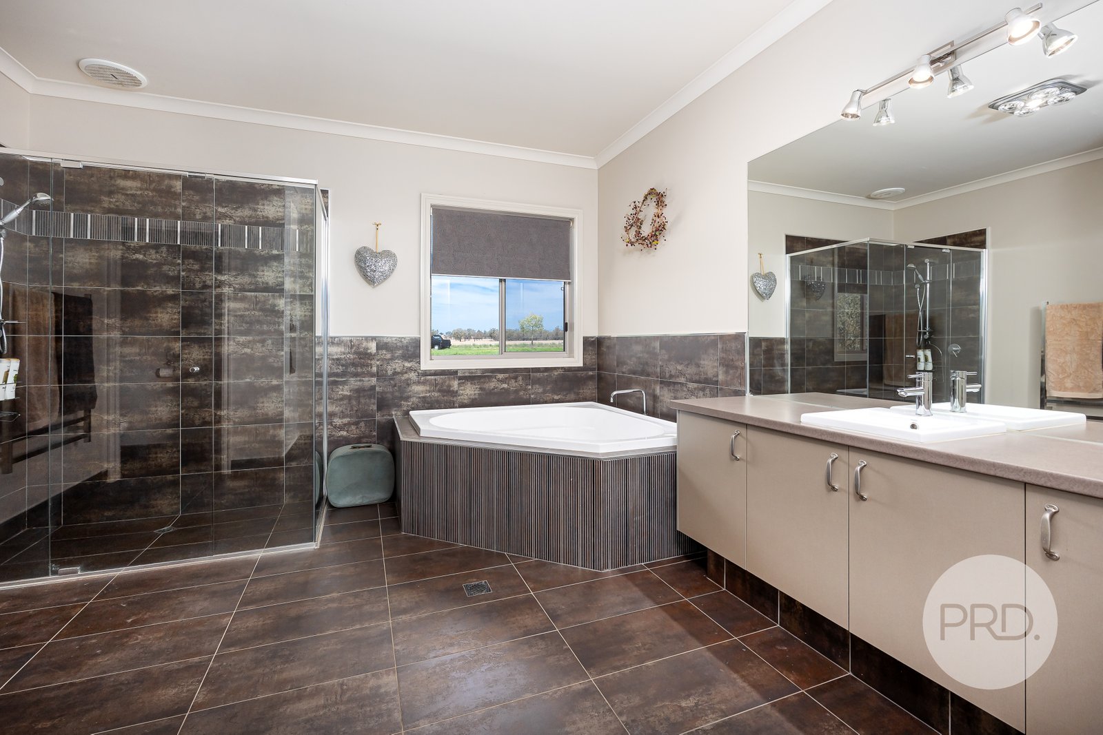26 Pykes Lane COOLAMON 13