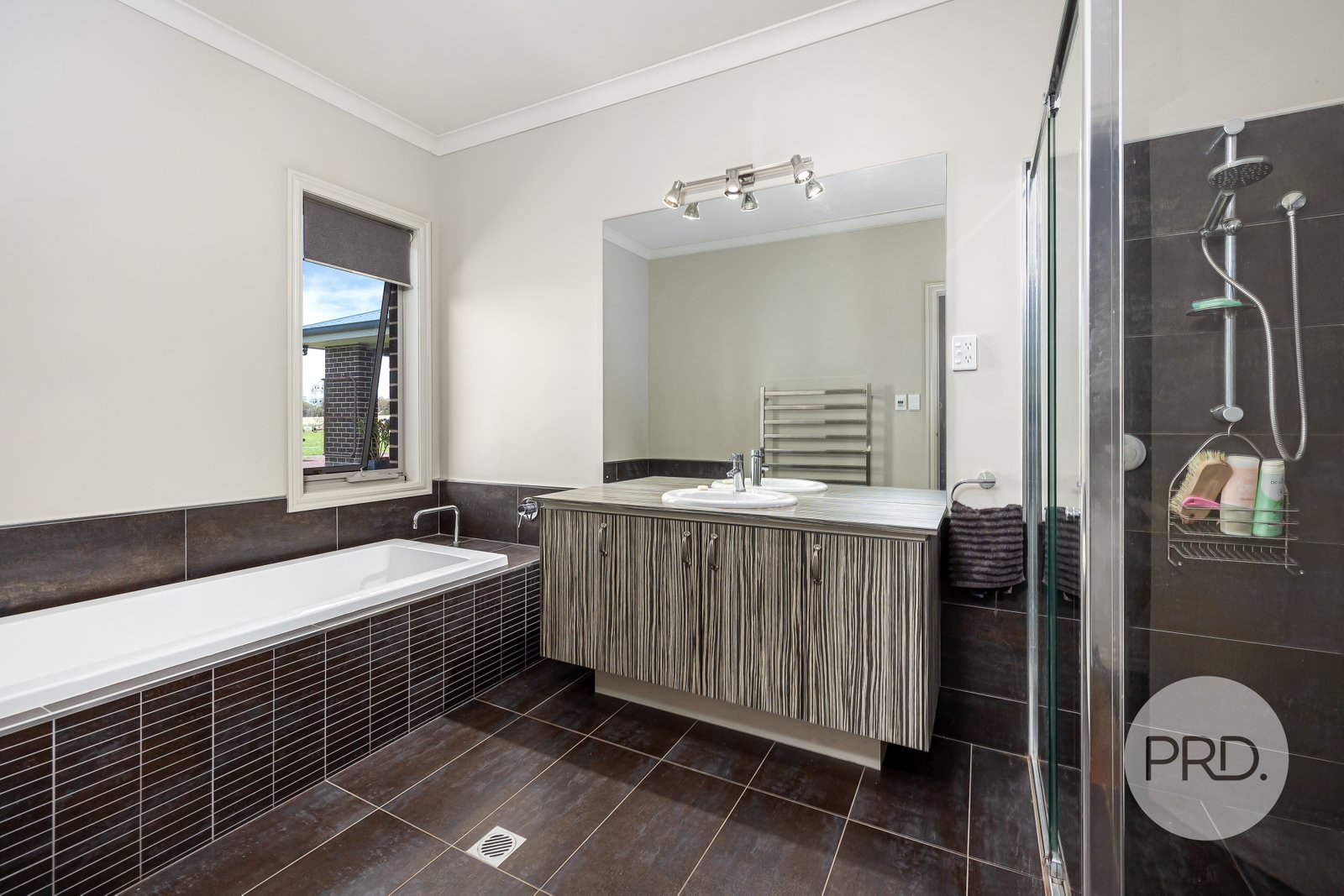 26 Pykes Lane COOLAMON 20
