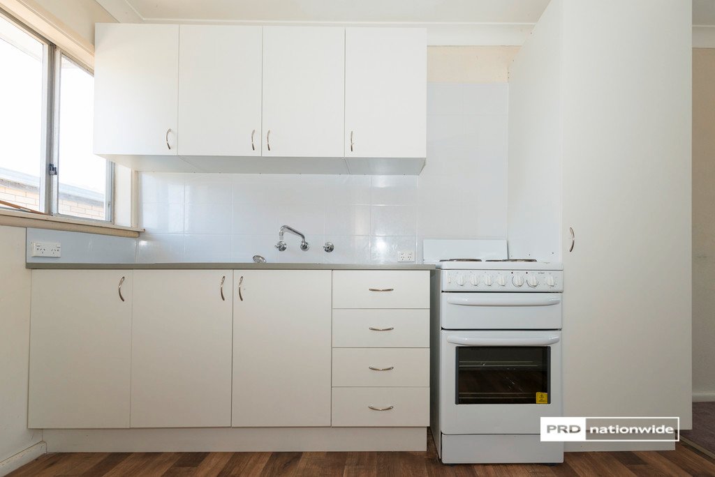 26 Queen Street TAMWORTH 5