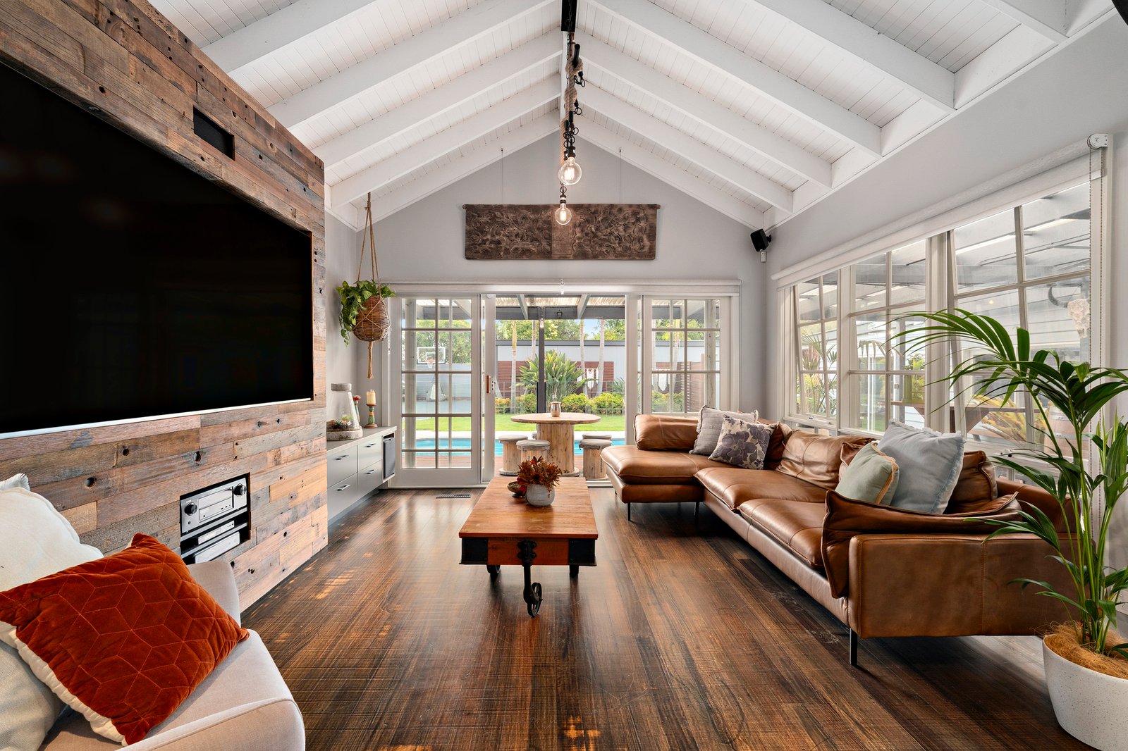 Gallery: 26 Randall Avenue