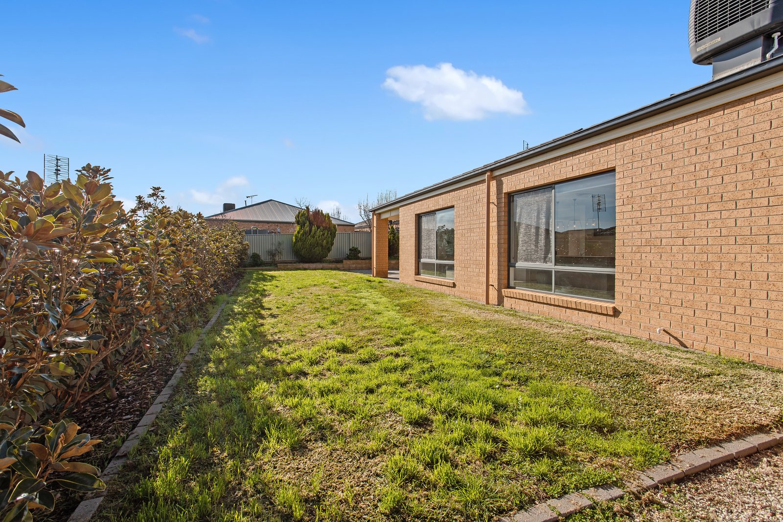 26 Rathlin Avenue JUNORTOUN 17