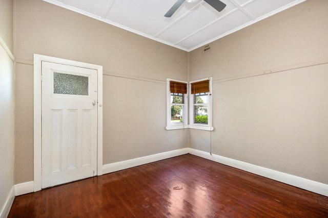 26 Raymond Terrace Road EAST MAITLAND 8