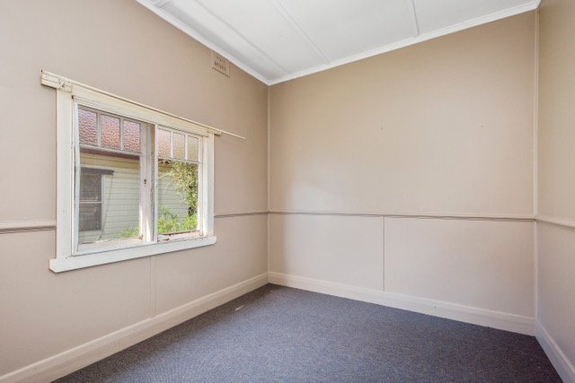 26 Raymond Terrace Road EAST MAITLAND 10