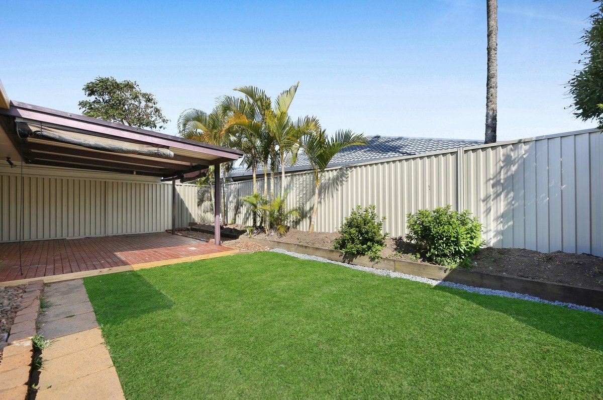 2/6 Redleaf Court Burleigh Waters 2