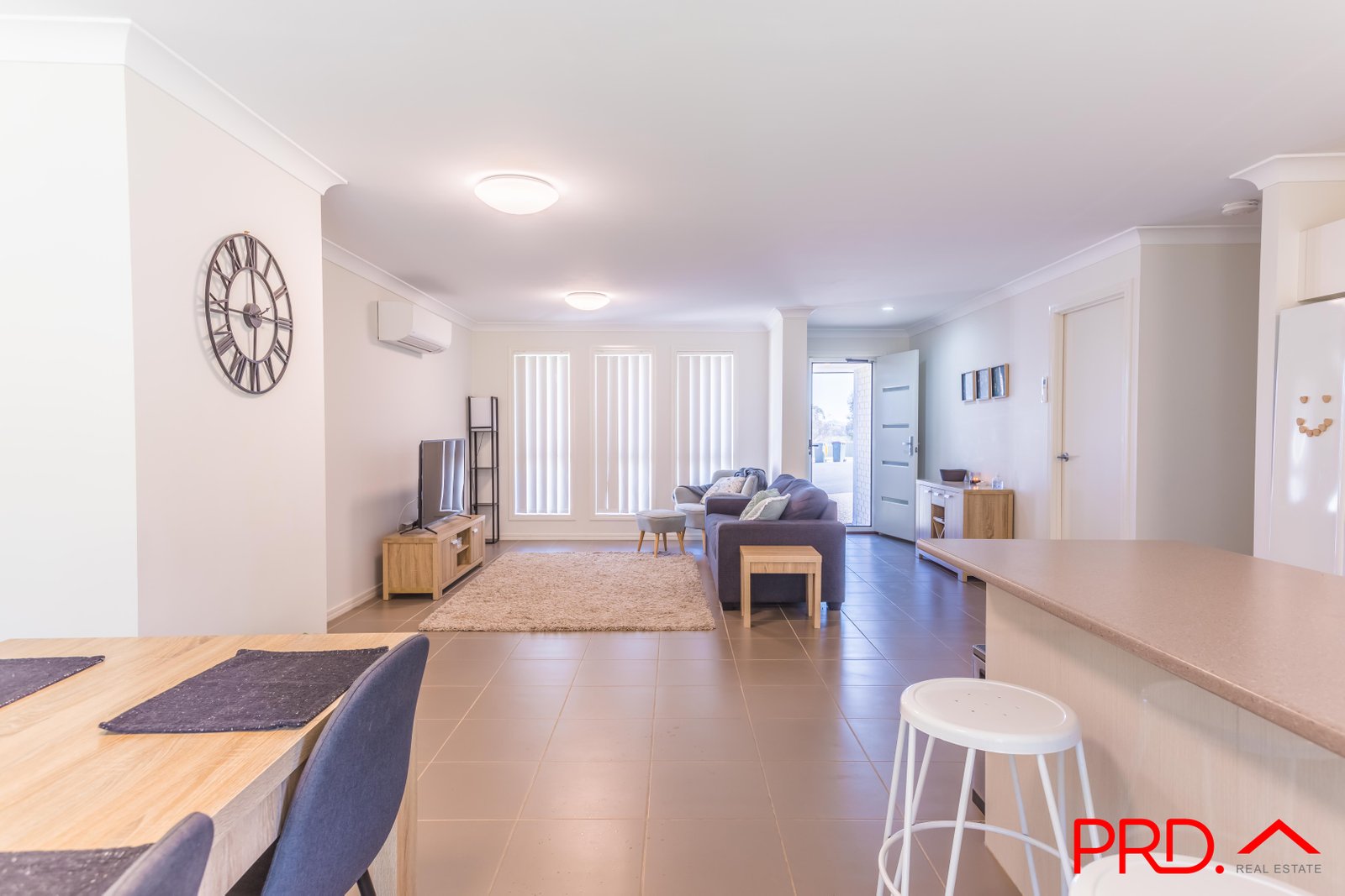 26 Regal Park Road TAMWORTH 11