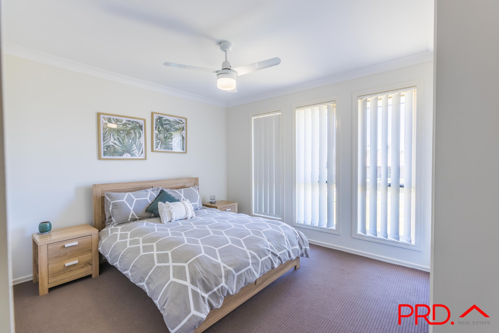 26 Regal Park Road TAMWORTH 20