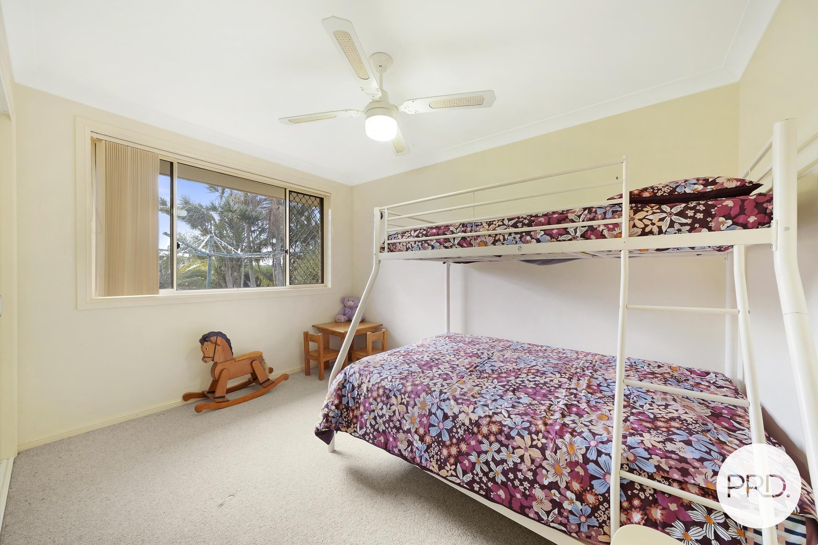 26 Reliance Crescent LAURIETON 15