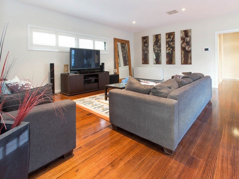 Gallery: 26 Rennison Street