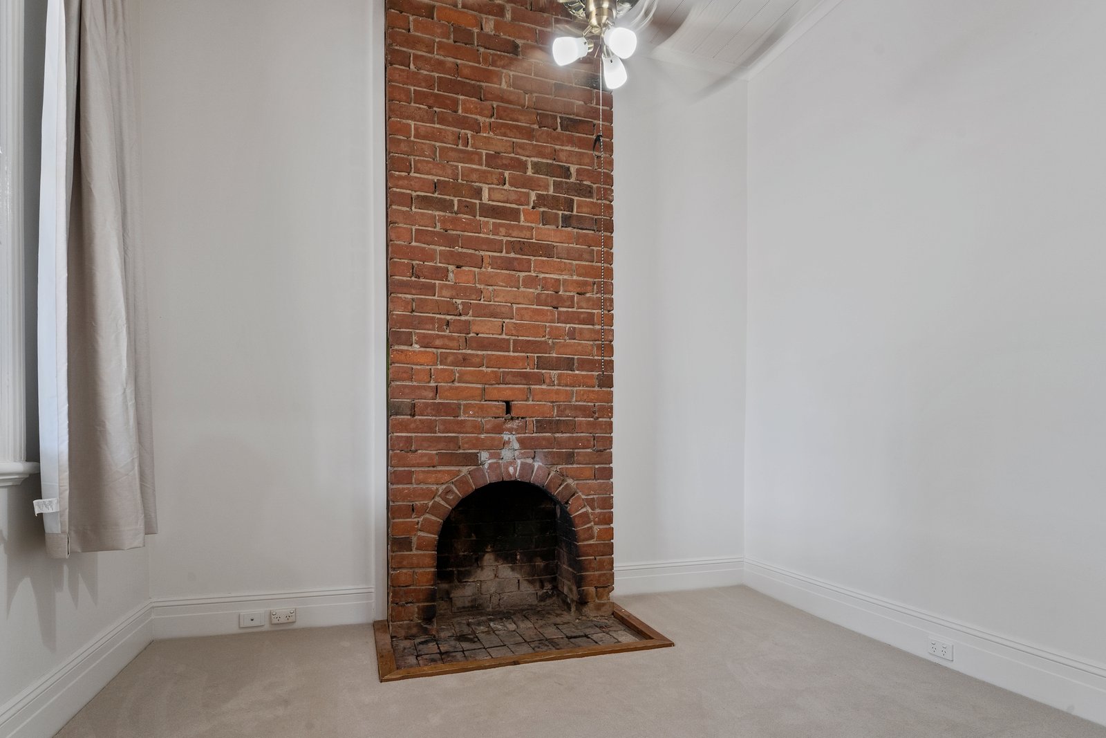 26 Reverie Street LONG GULLY 8