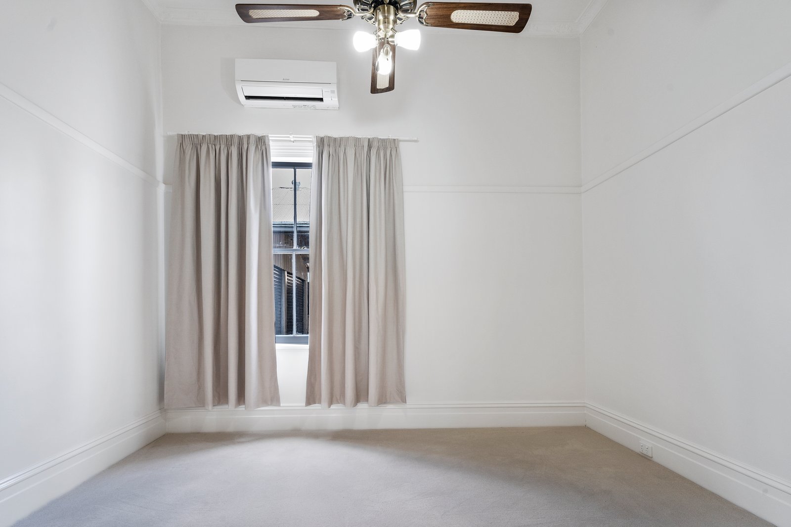 26 Reverie Street LONG GULLY 9