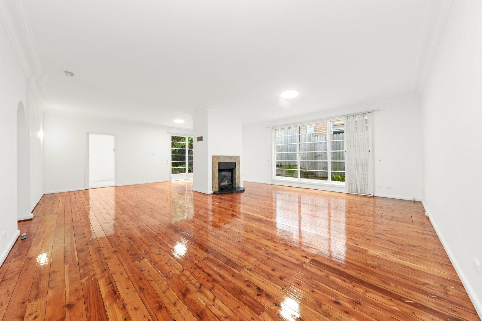 26 Ripon Way ROSEBERY 2